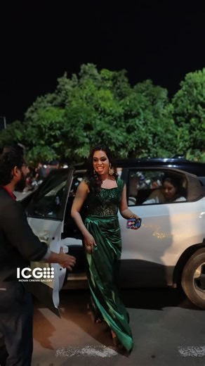 IndianCinemaGallery on Instagram: "അതീവ സുന്ദരിയായി നാദിറ കോഴിക്കോട് പരിപാടിക്ക് എത്തിയപ്പോൾ @nadira_mehrin_official"