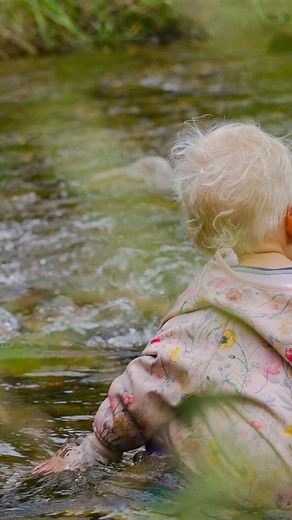 Shoshannah, Solo mum adventuring outdoors in New Zealand on Instagram: "I find it super interesting how society in general praise is weight loss even when the weight loss wasn’t done in a healthy way - my situation being super sick I experienced it a lot more during my second pregnancy when I lost around 10 KG’s and getting praised for bouncing back so quickly but I had been vomiting for nine months straight I will get stronger and build my muscle back and being fit and healthy definitely helped