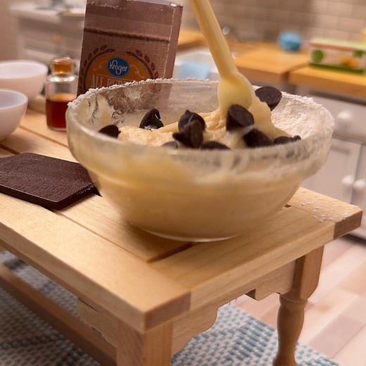 Bake your day a little sweeter and treat yourself to chocolate chip cookies. They’re delicious at any size. | Kroger