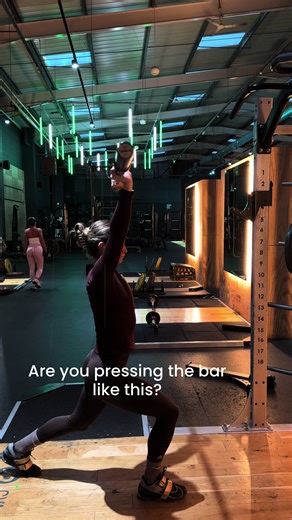 Mastering the Jerk Technique in Weightlifting