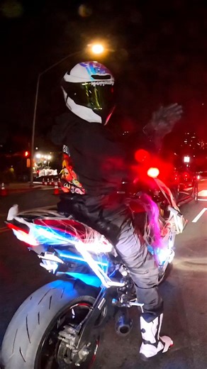 How was your Tuesday? Come with me to a web shoot and the soap factory. Add this night to one of my favorites. | Thiazx4rr