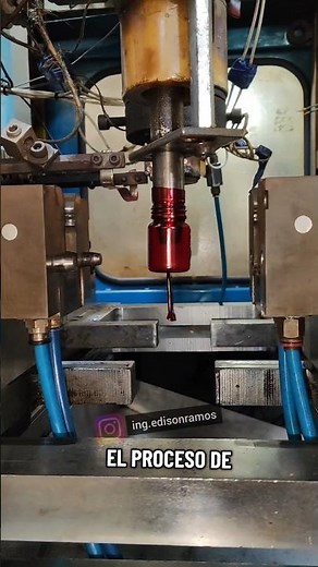 PVC container blowing process 👷🇪🇨