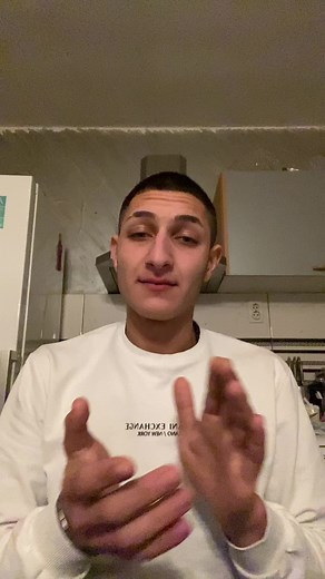 Exploring Sign Language Hand Gestures in the Kitchen