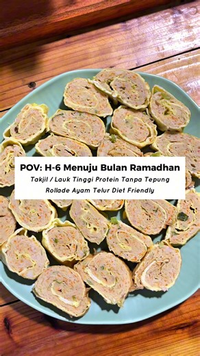 Bahan kulit : Telur 3 butir Sedikit garam Air 50 ml Bahan isian : Paha ayam fillet 272 gr Wortel 72 gr Bawang putih 3 siuang Daun bawang 30 gr Seasoning : Saos tiram 10 ml Sedikit garam Penyedap ayam Lada / merica Estimasi : 20 kalori (1 potong) #creatorsearchinsights