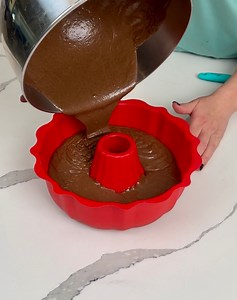 2.2M views · 13K reactions | Best way to make boxed cake! this is the best hack to make boxed cake taste amazing! | Kristin's Friends | Facebook