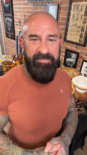 Thanksgiving won’t ruin your progress. Train before the feast or drink a quick whey shake and you’ll turn that big meal into recovery instead of fat gain. Smart nutrition always wins, even on holidays. Enjoy the day and enjoy the food. ALL THE FOOD!! Happy Thanksgiving. Thankful for you all! #fitness #fatloss #nutritiontips thanksgiving workouttips | Dr. Jim Stoppani