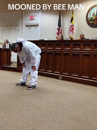 BEE KEEPER FIGHTS CITY HALL!!! #fyp #hagerstown #hagerstownmaryland #washingtoncounty #FREDERICK
