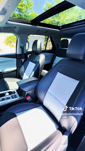 Elevate your driving experience with the all-new 2023 Ford Explorer XLT 📷📷 Unparalleled style meets cutting-edge technology at Marshal Mize Ford. From its spacious interior to its powerful performance, this SUV is designed to take you on unforgettable journeys. Get ready to explore the world in comfort and style! 📷📷 Come see us today at Marshal Mize Ford! 5348 TN-153 • Hixson, TN 37343 📷(423) 875-2023 #FordExplorerXLT #NewHorizons #MarshalMizeFord #DrivingInnovation #Explorer #Chattanooga #