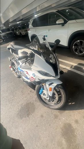 S1000rr walk around 😮‍💨🔥 #motorcycle #bmws1000rr #bikelife