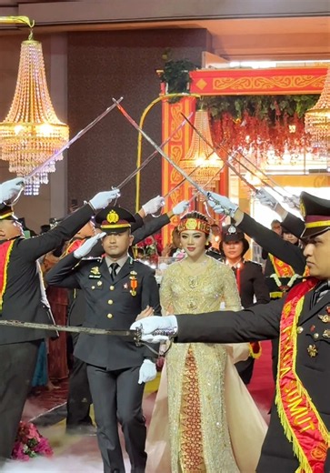Pedang Pora Wedding: Meaning, Ceremony & Polri Traditions