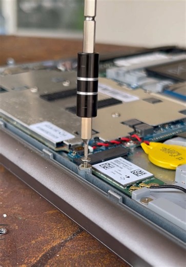Cara Buka Laptop dan Service HP Pakai Obeng Set 122-in-1 ISKU