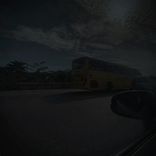 showcase of jamaican buses (@jutcshowcase5)’s videos with original sound - Jason Willow