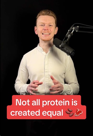 🥩🥚 Not all protein is equal, and this is why. DIAAS = how much protein you actually absorb and use, not just what you eat 🔬 Animal proteins score 100 because they deliver all essential amino acids ✅ Most plant proteins score lower 🌱 ➡️ harder to digest ➡️ anti-nutrients block absorption ➡️ limiting in key amino acids like leucine & methionine 30g steak ≠ 30g plant protein ❌ Low-quality protein = more food, more gut stress, less satiety 😵‍💫 For muscle, fat loss, aging & metabolism: quality 