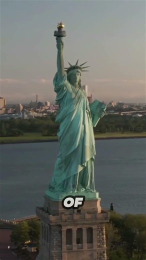 Top 5 Famous Landmarks Everyone Knows Around the World