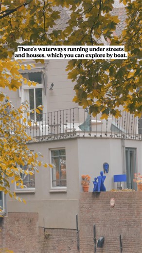 a beautiful Dutch autumn in Den Bosch! #denbosch #netherlands #nederland | Inside Dutch Culture