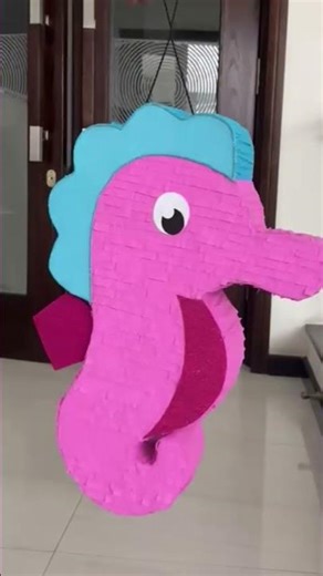 If your party doesn’t have a Seahorse Piñata are you even trying 🐚🌊