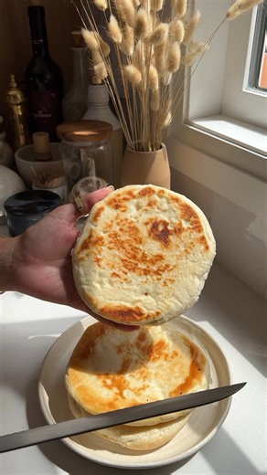 1.2K views · 5 comments | Comment 'RECIPE' With my Fluffy Greek Pita Bread, you will never need to buy pita again! It’s so fluffy and so easy to make. The best part? Use this Greek Pita bread recipe to scoop, dip, or wrap – whatever you’re craving! I also have included in this blog post a variety of delicious variations to this pita recipe to give you a one-stop-shop of all things pita. https://www.foodbymaria.com/fluffy-greek-pita-bread/ | Foodbymaria | Facebook