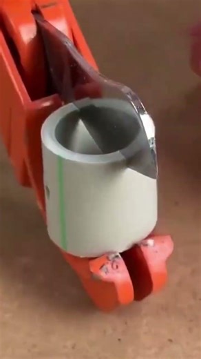 The process of liming a pipe using a drilling machine