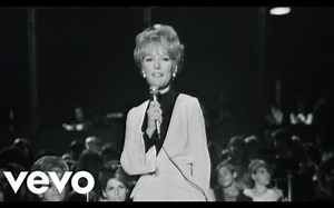 Petula Clark - Downtown [4K] (Official Video) CC字幕歌词