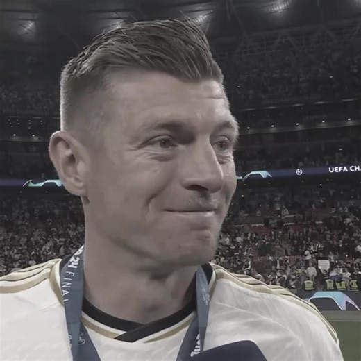 Boys don't cry .. #fyp #viral #tonikroos #realmadrid #retirement