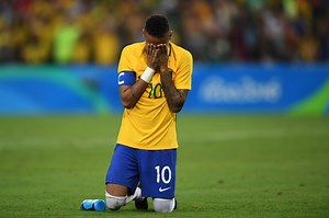 [VIDEO] Pelea de Neymar con un aficionado se hace viral en redes