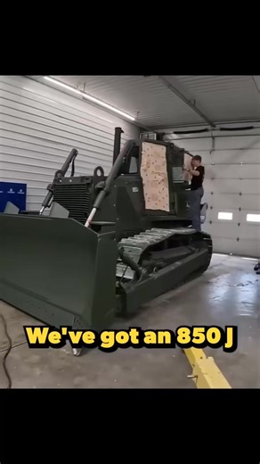 Military Dozer: The ULTIMATE Upgrade! | Trend Video 648
