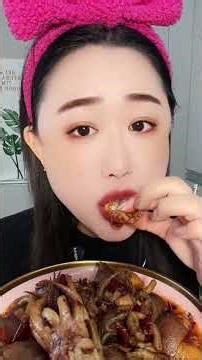 eating baby octopus‼️😟 #horts #ai #mukbang #viral #fyp