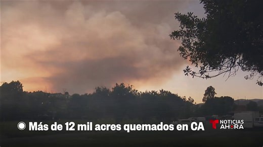 5.9K views · 108 reactions | La Costa Oeste bajo alerta por varios incendios que han dejado al menos 1,200 evacuados y miles de acres quemadas. #NTAHORA #NTA | Noticias Telemundo | Facebook