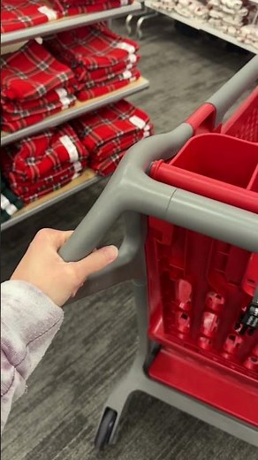 These new Target shopping carts are pretty awesome. #target #targetfinds #holidayshopping #shopping