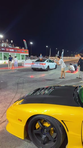 BEST CAR IN THAILAND 😎📸🇹🇭 on Instagram: "Drag Race Bangkok 🇹🇭🔥🚀"