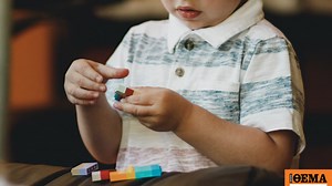 Πώς και γιατί η μουσικοθεραπεία μπορεί να βοηθήσει τα παιδιά με αυτισμό