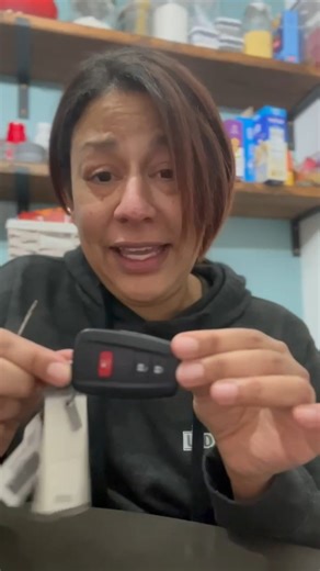 Lady Yotas on Instagram: "Dead key fob got you locked out of your adventure? 🚗💀 Don't run to the dealer—swap the battery yourself in under 2 minutes! In this quick DIY, I show you exactly how to change the battery in your 5th gen Toyota 4Runner key fob (works for most 2010–2024 models with push-to-start). All you need: 🔹 A fresh CR2032 battery (super cheap at any auto parts store or online) 🔹 A small flathead screwdriver or even the metal key itself to pop it open Pro tip: Positive side (+) 