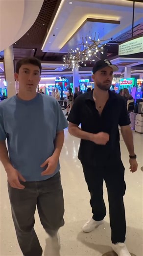 The Smokes Brothers hit up @Palms Casino for some $5 Blackjack@Vegas #VegasPartner