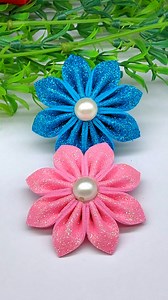 In this step-by-step tutorial, you鈥檒l learn how to make mini paper flowers using simple materials perfect for home decor, festival decorations, Christmas, New Year, and handmade craft projects. #handmade #holiday #decor #flowers | Origami Art & Crafts