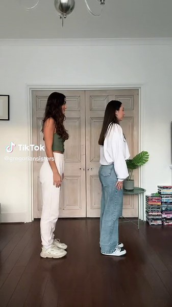 Understanding Emoji Hand Gestures: A Visual Guide