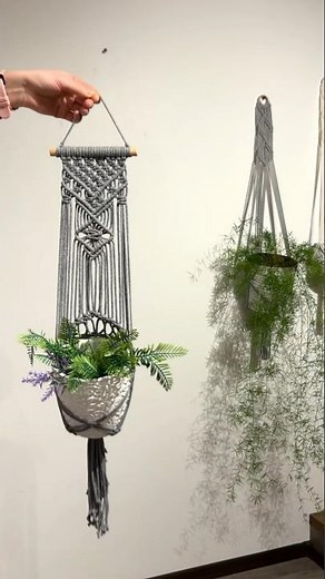 DIY Macrame Plant Hanger | Plant Hanger Tutorial | How to make macrame