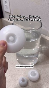 Comment “floating candles” and I’ll send you the link to these! I’ve (literally) put thousands of people on these and everyone loves them! #floatingcandles #flamelesscandles #weddingdecor #weddingonabudget #weddingsavingstips #weddingtips #2025bride #weddingadvice #weddingplanningadvice #2026bride | Wedding Planning HQ