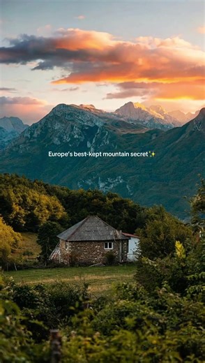 One of those places that feels untouched. Saved this sunset in Prokletije National Park, Montenegro 🇲🇪 #montenegro #hiking #mountains #naturelovers #sunsetlover