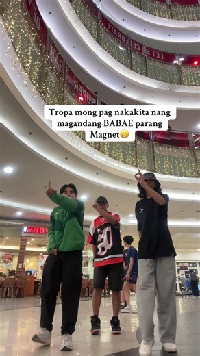 Marupok na Tropa: Dancing Security Guard at SM Manila