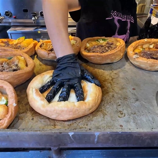 Welcome to Camden Market, one of London’s most iconic street food hubs, packed with flavors from all over the UK and beyond. #CamdenMarket #Food #LondonEats | Strictly Dumpling