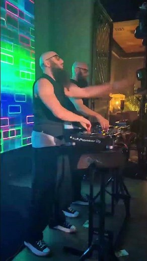 Tiếng trống này nghe thật tuyệt vời! #nhactreremix #dj #nonstop #remix