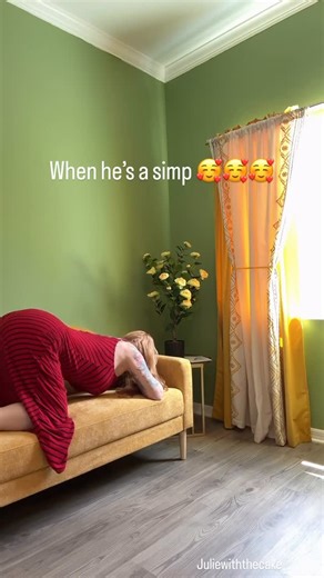 Ms.Red Julie on Instagram: "🥰🥰🥰🥰"