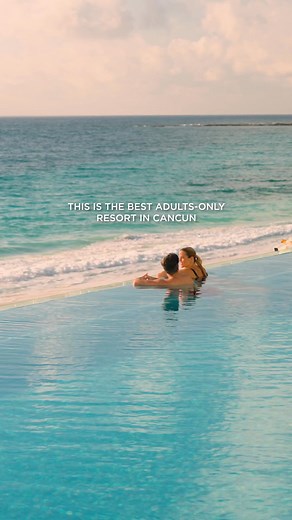 This is why #SunPalace stands among Cancun’s best adults-only resorts. 🌴✨ Perfectly located near the Hotel Zone, it blends gourmet dining, ocean-view infinity pools, and access to the best beach in Cancun — all wrapped in impeccable service. Experience it for yourself: https://bit.ly/43BMtCA ✨ | Sun Palace