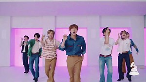 NOW LIVE 🎵BTS delivers a lively performance of their sunny, disco-tinged single, "Dynamite." #PressPlay to watch ▶️ https://youtu.be/I3igok9jQIo Stream 'Dynamite' 🔗 https://youtu.be/gdZLi9oWNZg 🧨 lachimolala | Bangtan Boys - 방탄소년단 fanclub