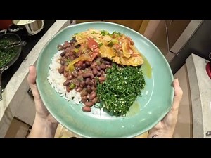 A typical Brazilian meal: simple ingredients make a cozy, home-style dish 🇧🇷😋