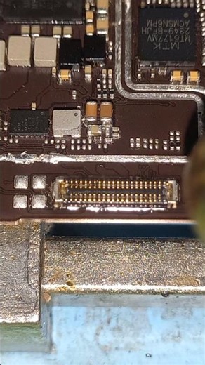 How to remove any pcb connector easily