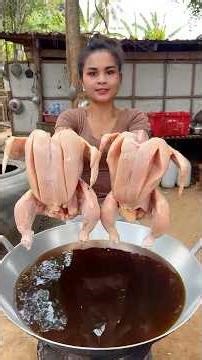 Cooking yummy deep fried chicken braised recipe