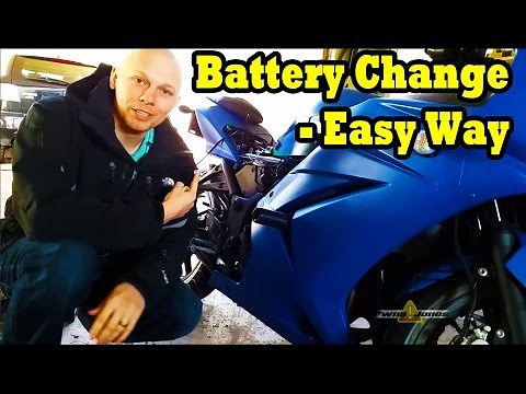 How to Change Battery - Ninja 250