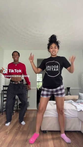 Cute Dead Guys and Serious Songs - Essence of Dance