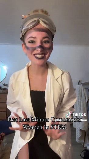 I want to personally thank all my lab courses for supplying with my last minute DIY costume #madscientist #halloween